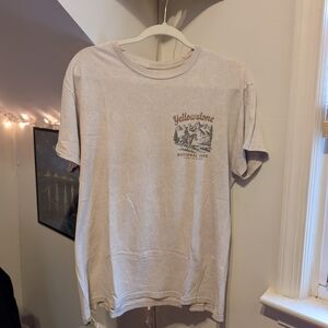 Yellowstone Beige Graphic Short Sleeve Tee